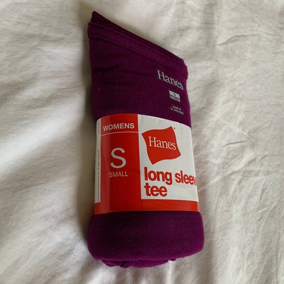 ✨3/$15✨ NWT Hanes Long Sleeve Tee - Picture 3 of 3